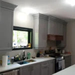 Finition armoires cuisine laque - Finition Thomalpha