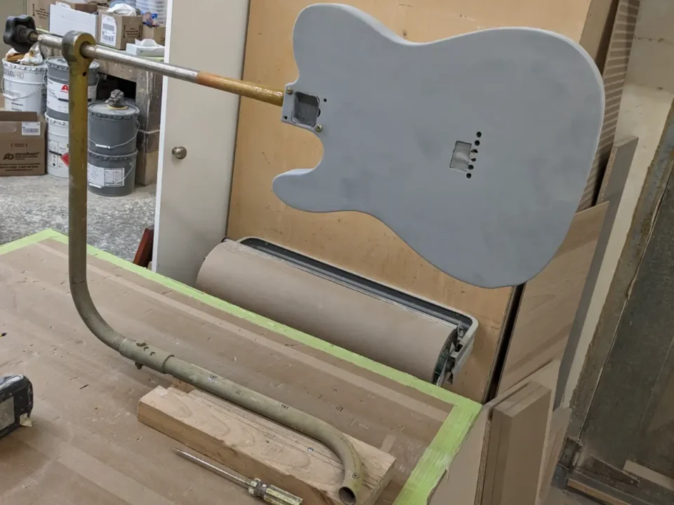 Finition Thomalpha - refinition guitare 01
