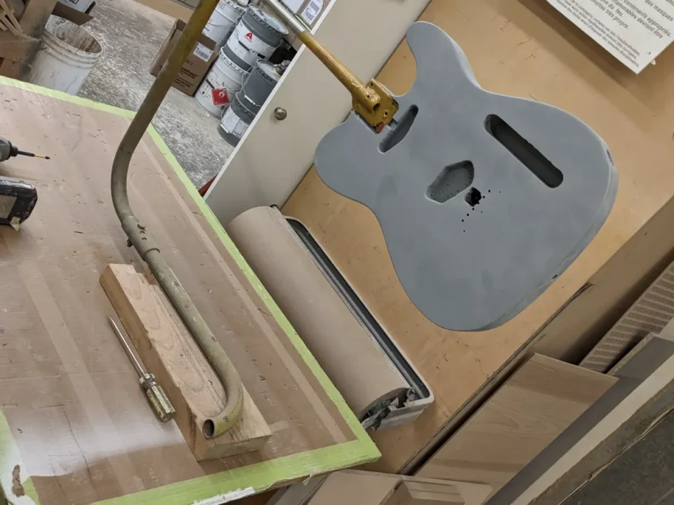 Finition Thomalpha - refinition guitare 02
