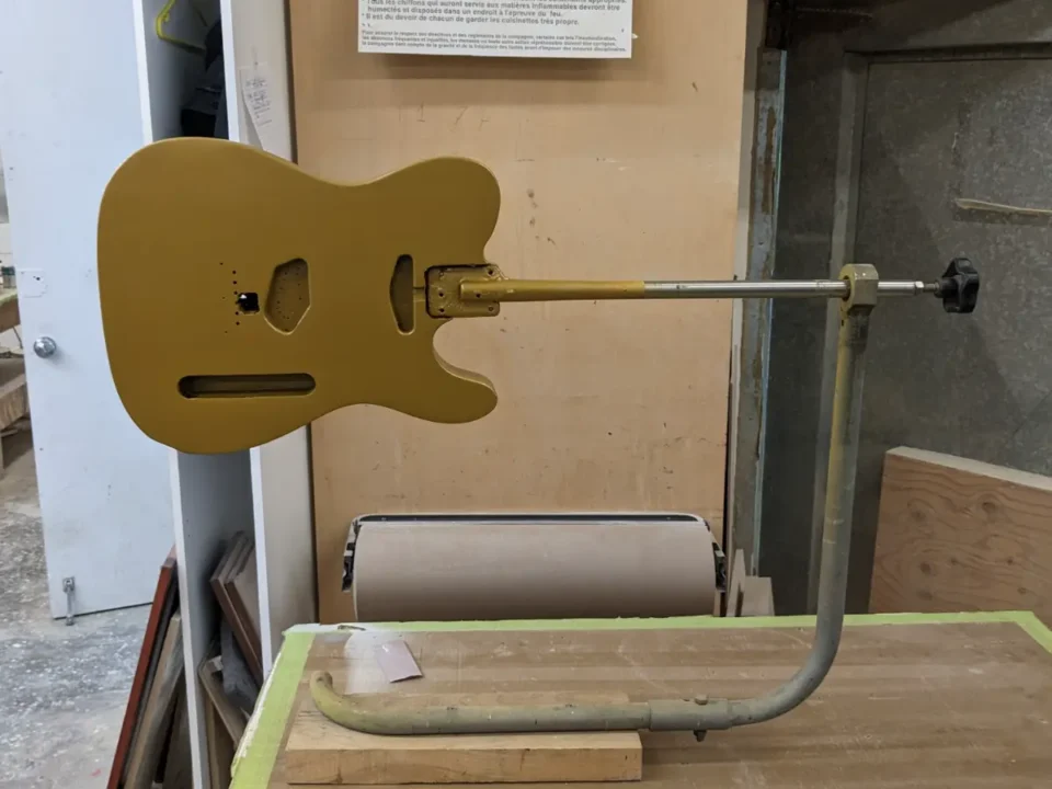 Finition Thomalpha - refinition guitare 03